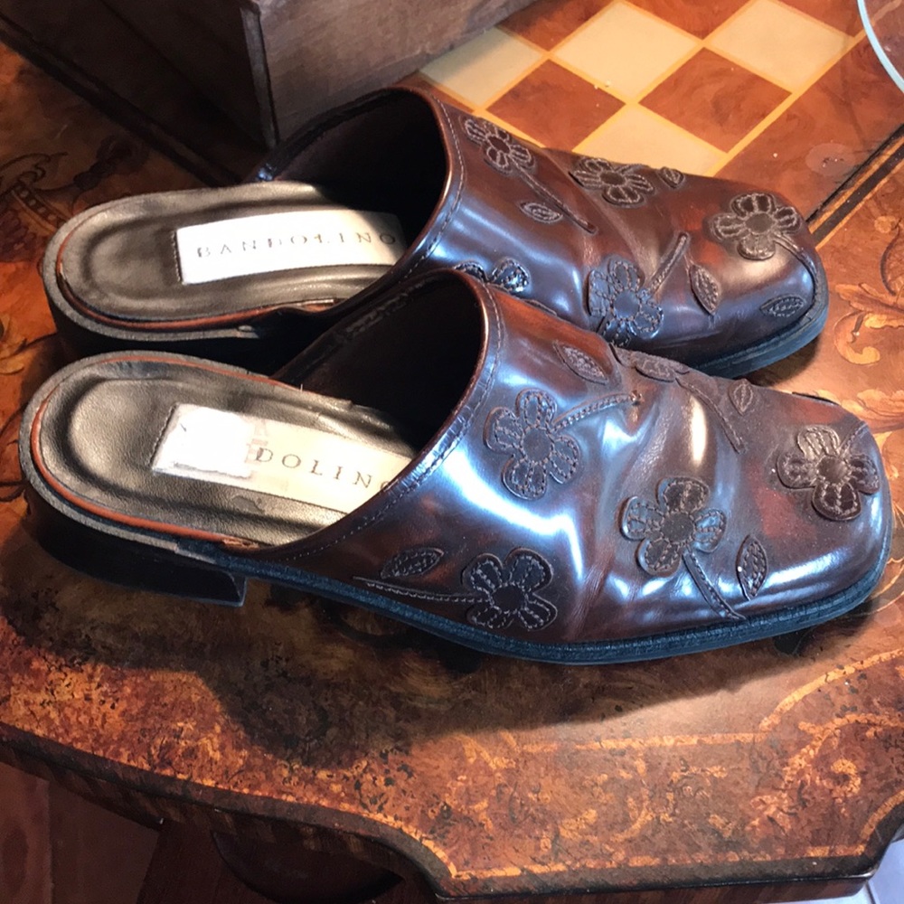 Size 5.5 bandolino brown leather mules